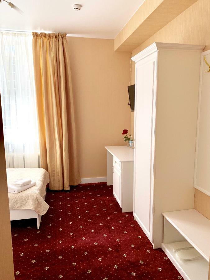 Sergeev Hotel Mykolaiv Exterior photo